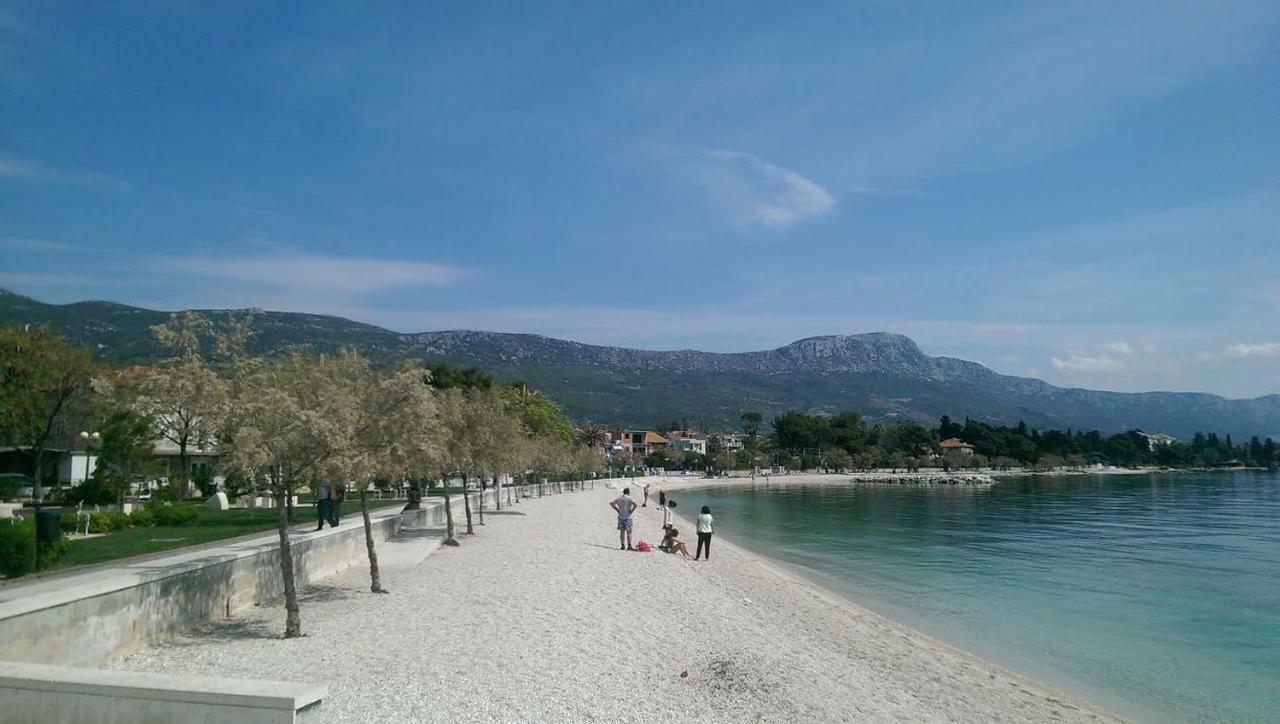 Apartmani Ledenko Kaštela Exteriör bild